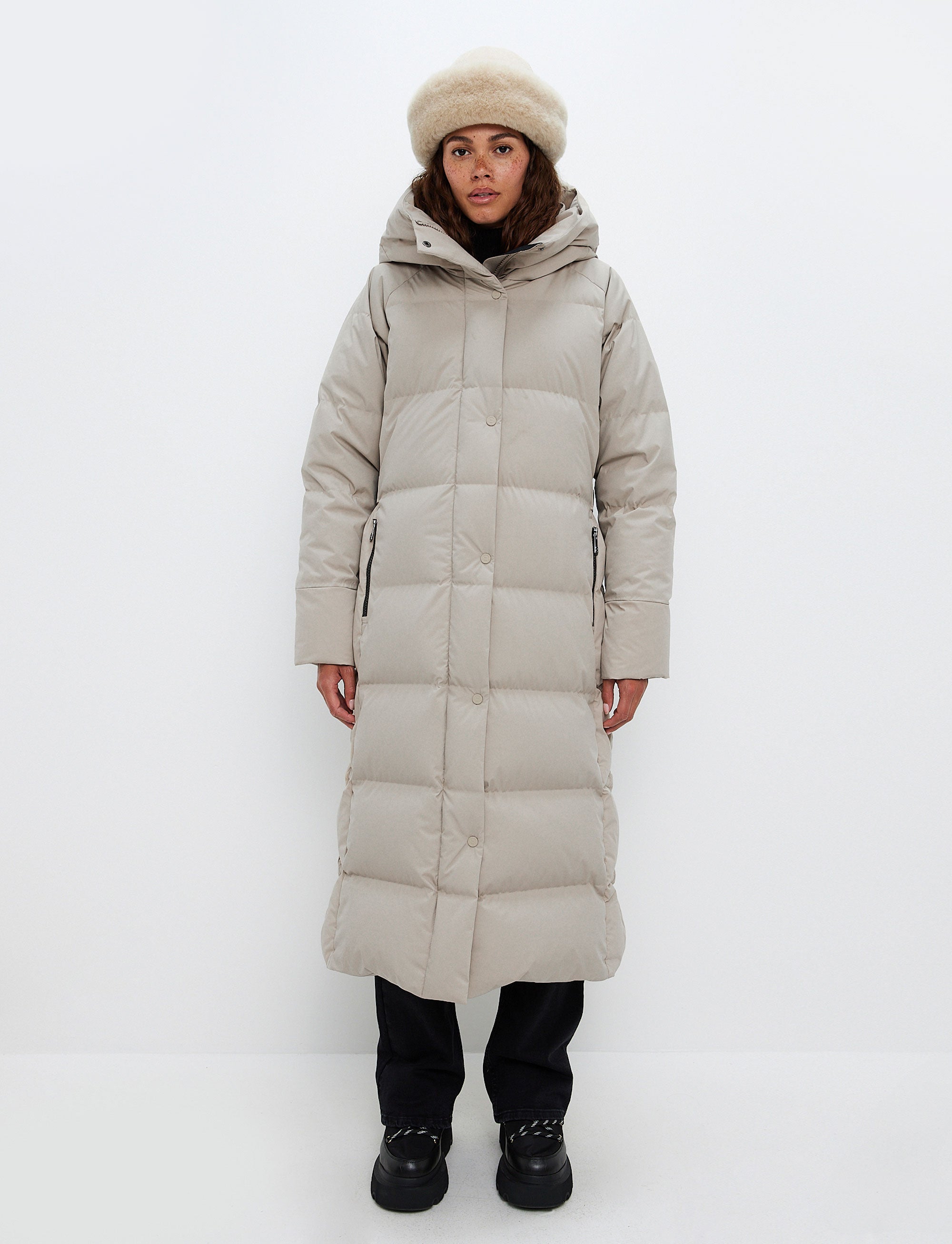 Ruth W Down Coat - Lt Beige